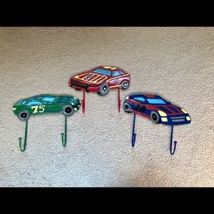 Metal race car hooks